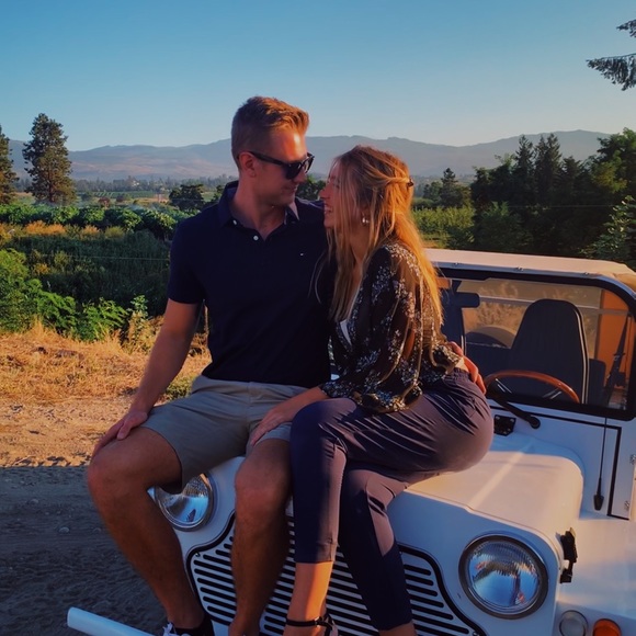 Meet your Posher, Emalfie - Picture 1 of 1